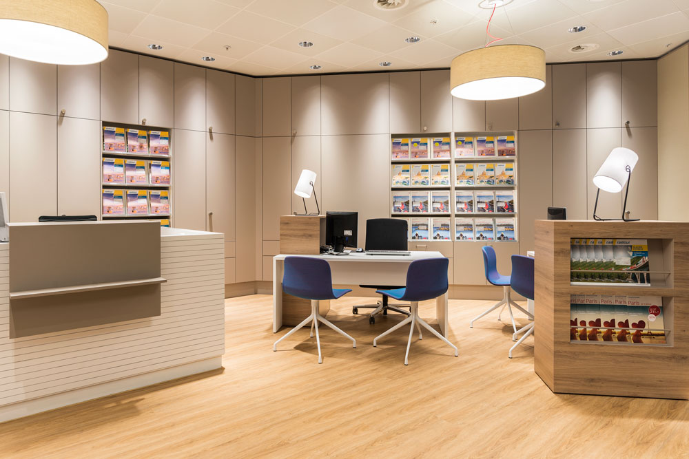 objekt13 Innenarchitektur - Reisebüro Bahnhof Bern