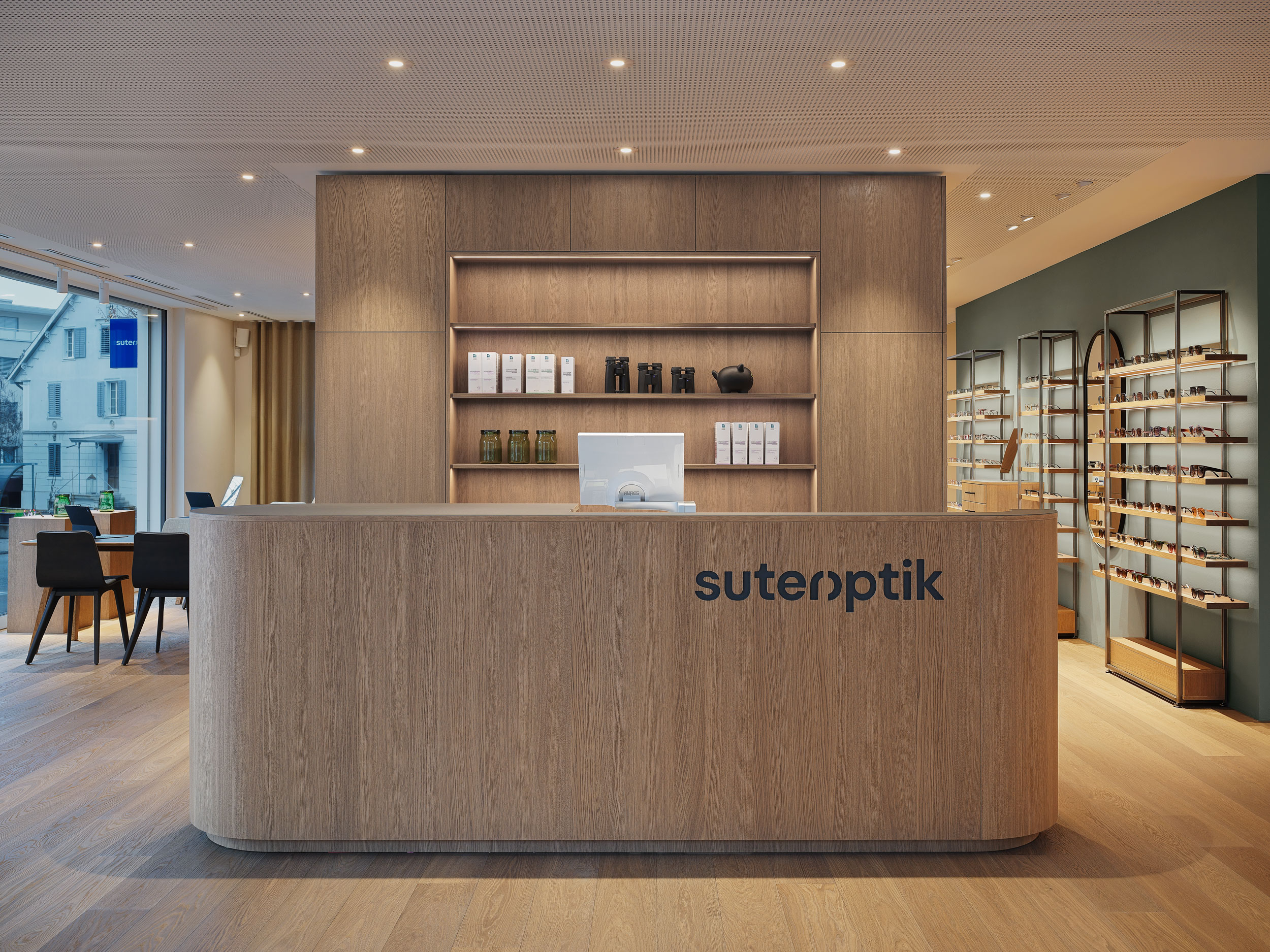 objekt13_innenarchitektur_innenarchitekt_interiordesign_architektur_umbau_desgin_EFH_wellness_bueroplanung_restaurant_hotel_optiker_reetail_store_20