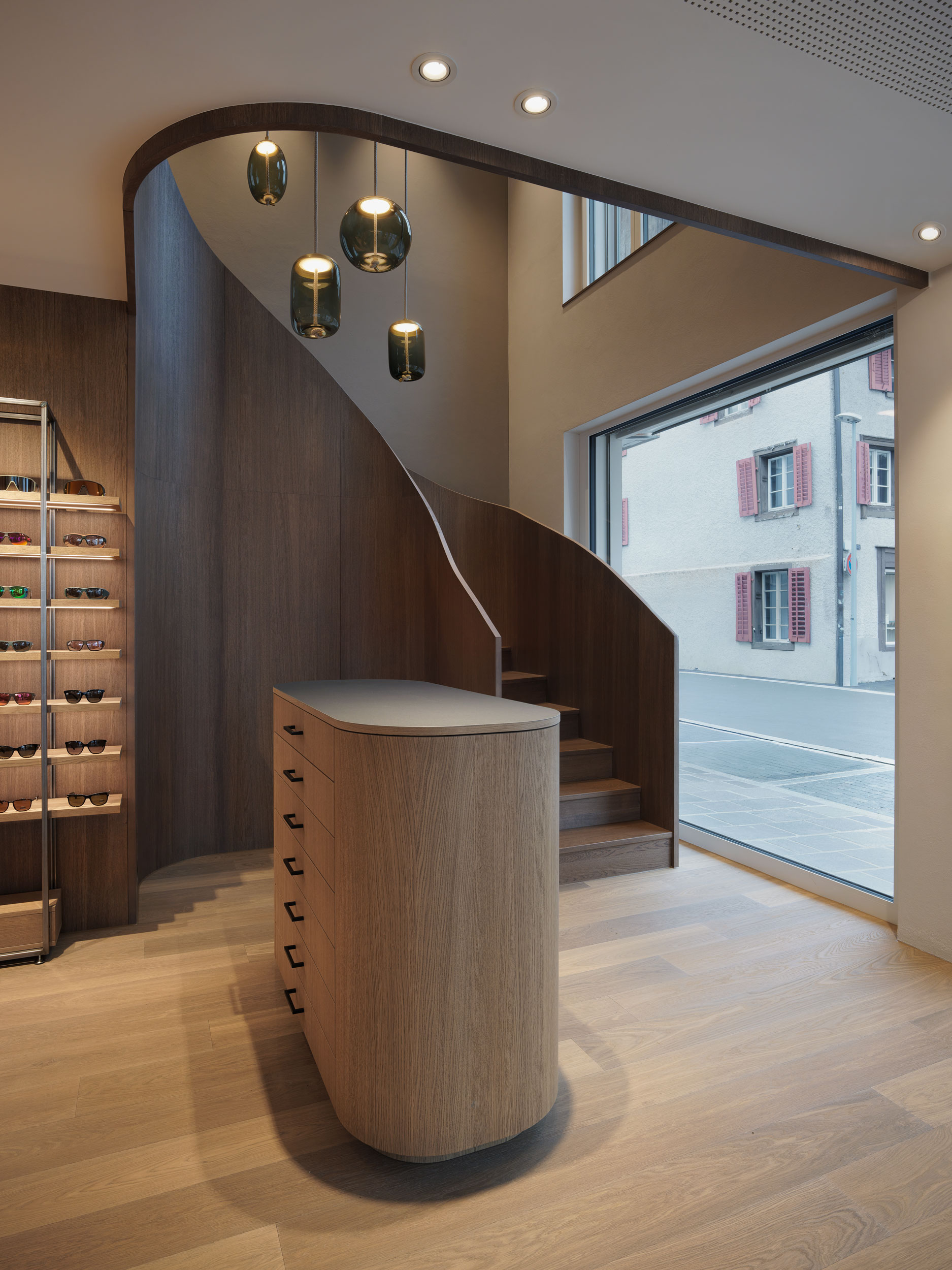 objekt13_innenarchitektur_innenarchitekt_interiordesign_architektur_umbau_desgin_EFH_wellness_bueroplanung_restaurant_hotel_optiker_reetail_store_20