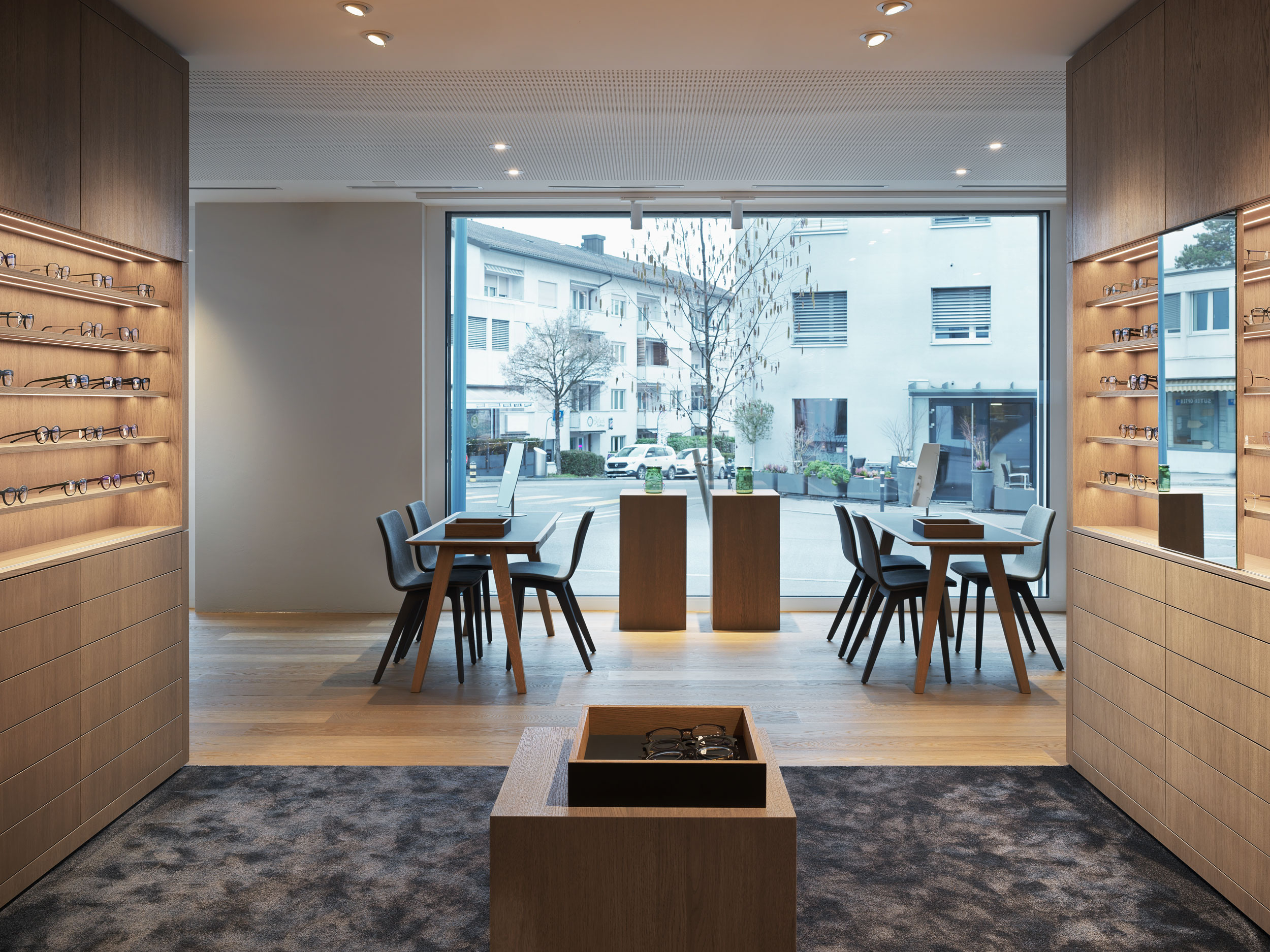 objekt13_innenarchitektur_innenarchitekt_interiordesign_architektur_umbau_desgin_EFH_wellness_bueroplanung_restaurant_hotel_optiker_reetail_store_20